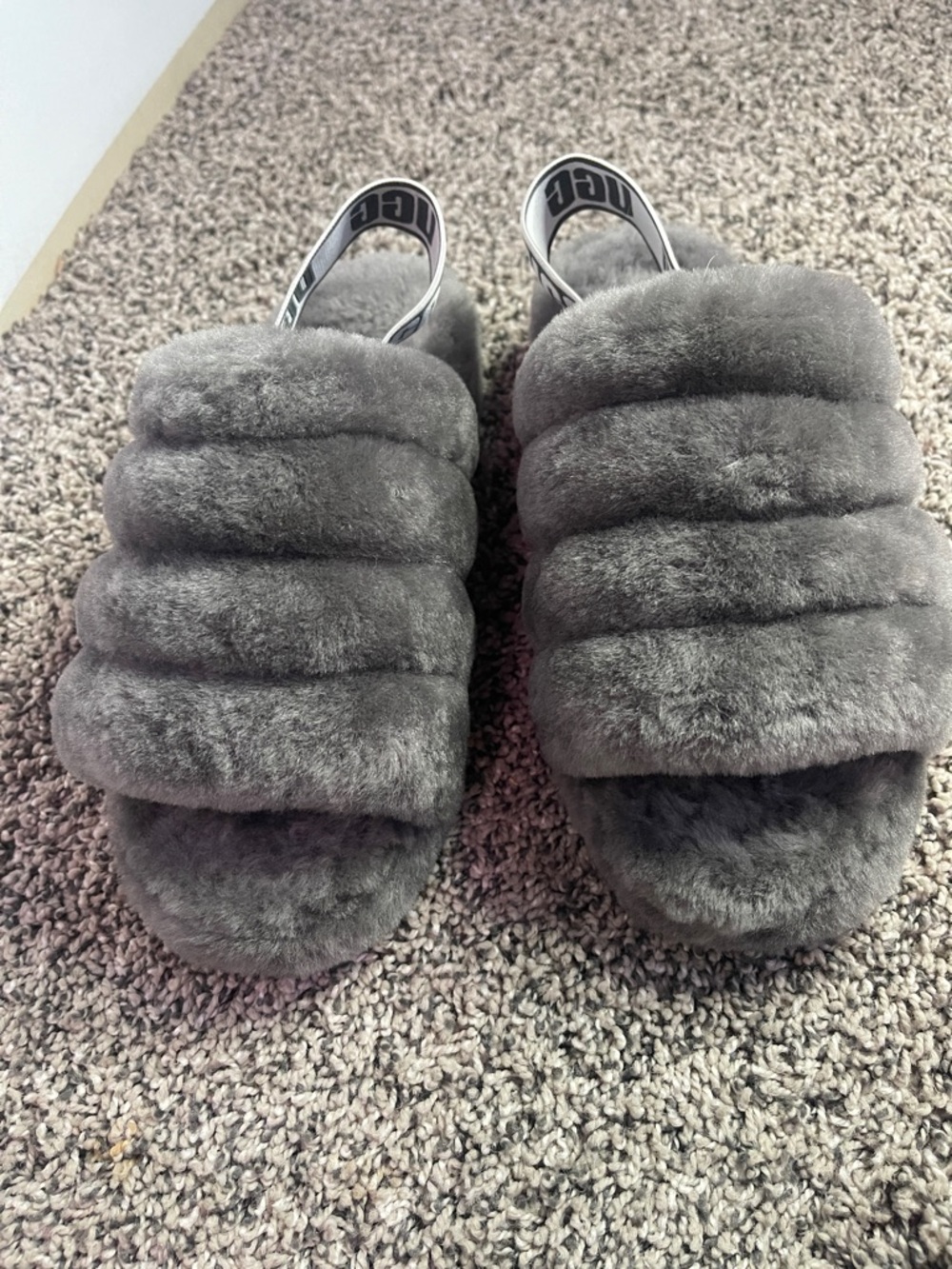 Ugg soft fuzzy grey slides sandals slippers size 8 USA or size 39EU